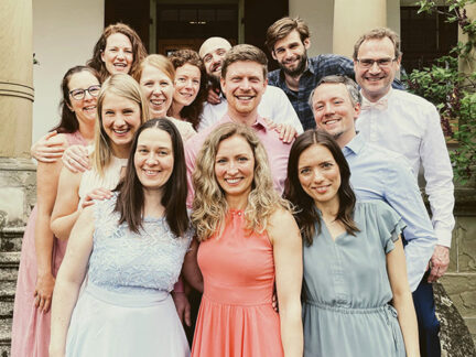 Herbstkonzert mit KlangGenuss Nach langer Pause kehrt das junge Vocal-Ensemble zurück in den Kulturraum Lauf – mit einem vielseitigen Programm aus Musical, Filmmusik und Popklassikern. Freuen Sie sich auf einen unvergesslichen Abend voller musikalischer Vielfalt und Genuss!